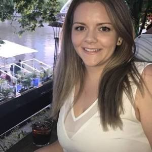 Meet your Posher, Amelia